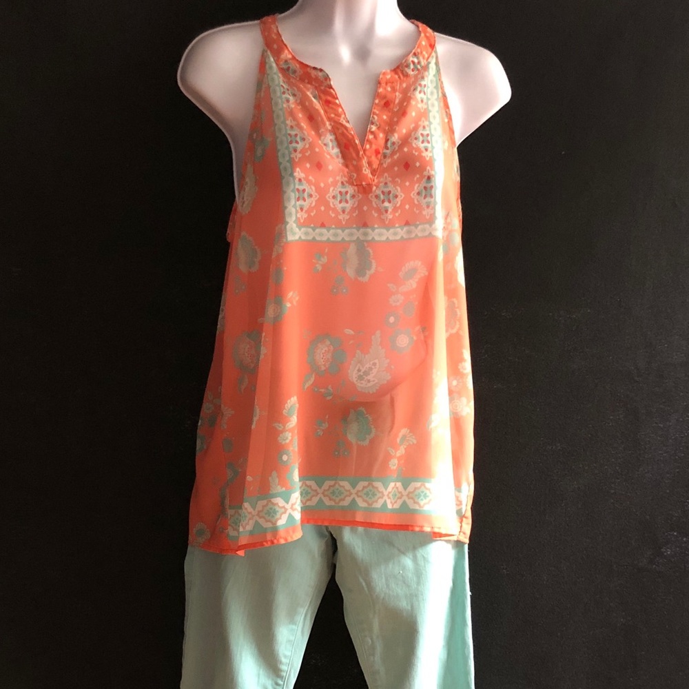 Miss Daisy Sheer Split V-neck Tangerine Floral Sleeveless Top Size Medium